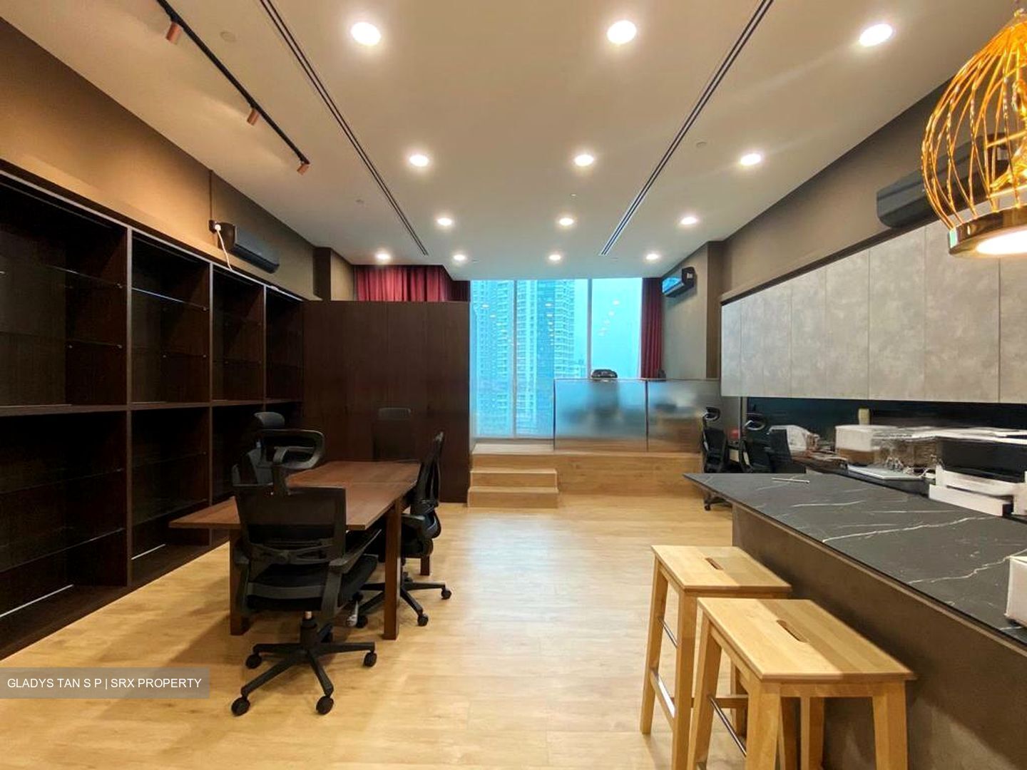Arc 380 (D8), Office #457941831